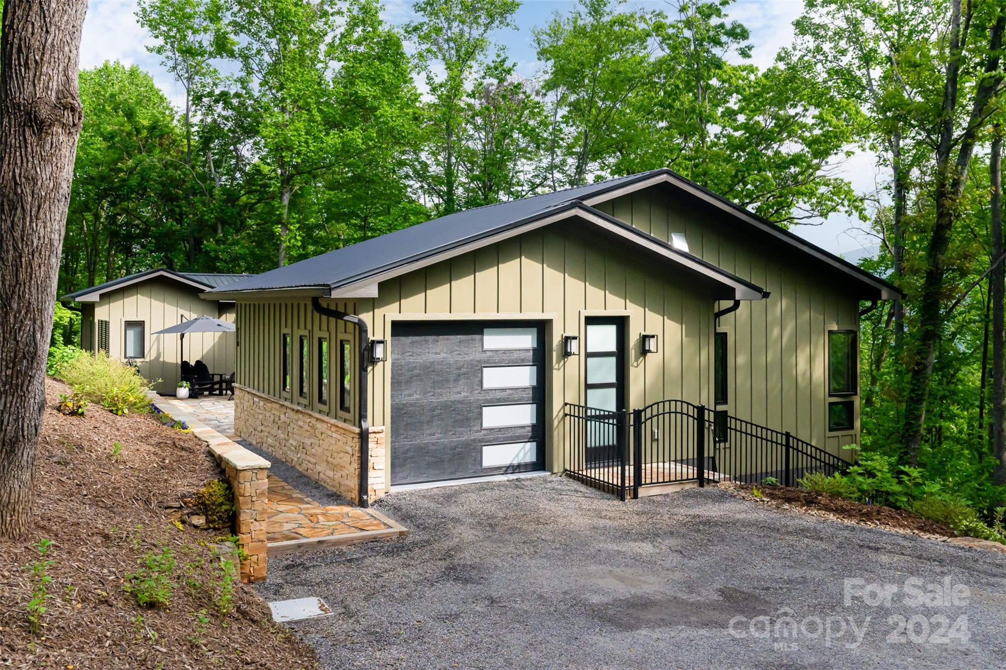 210 High Hickory Trail Swannanoa NC 28778