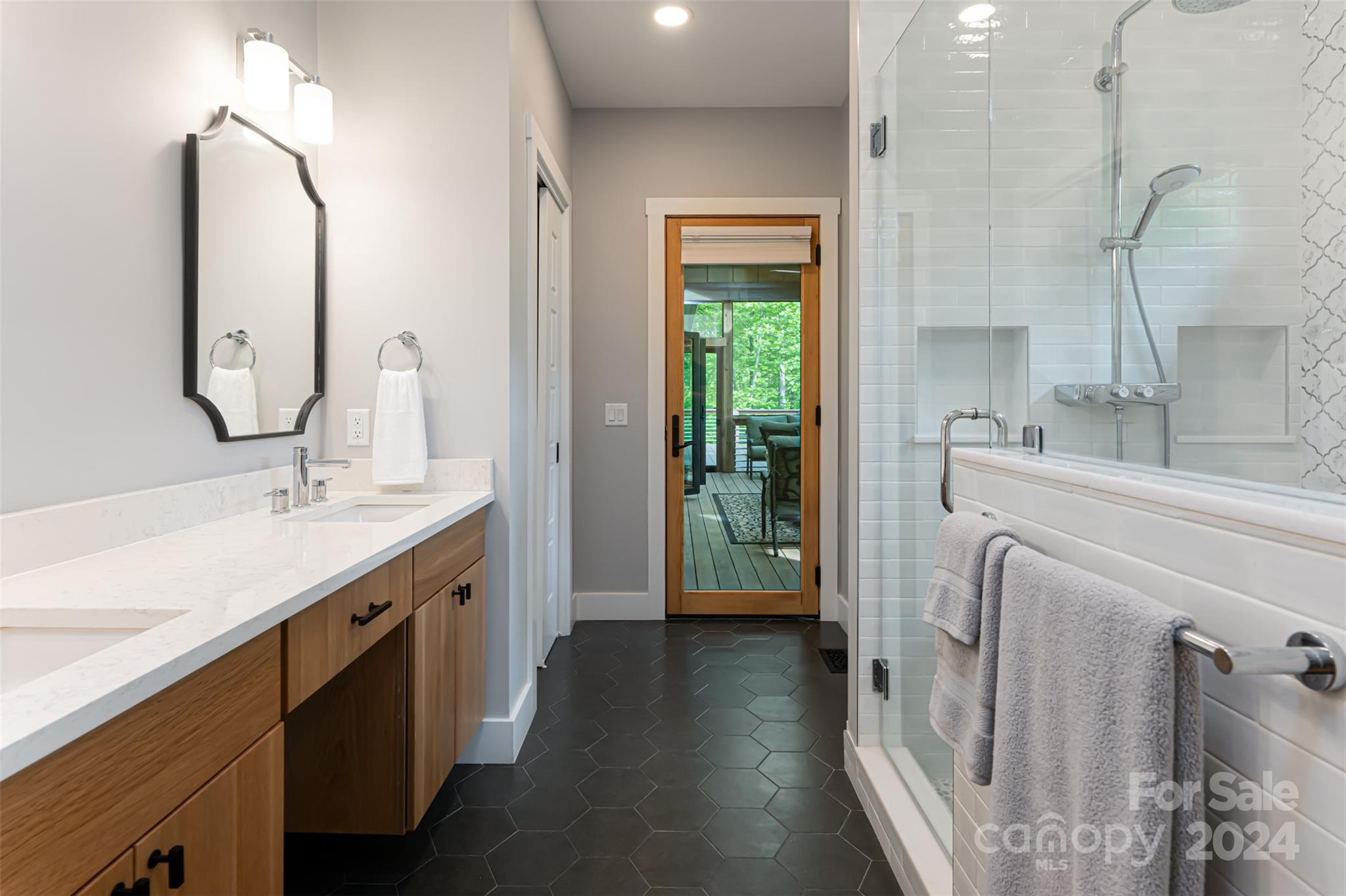 210 High Hickory Trail Swannanoa NC 28778