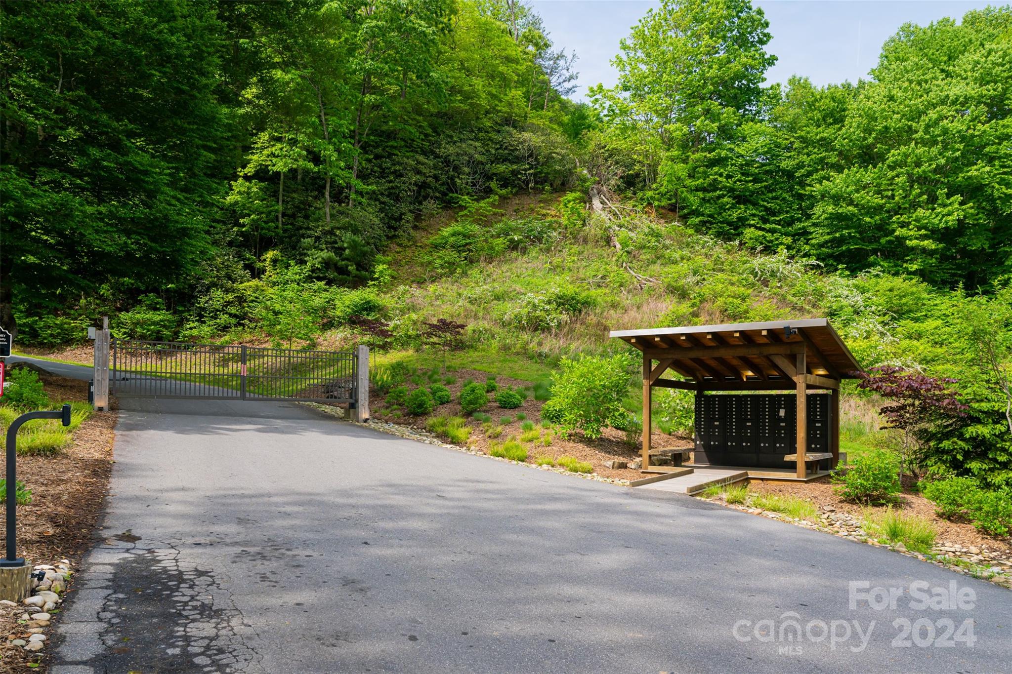 210 High Hickory Trail Swannanoa NC 28778