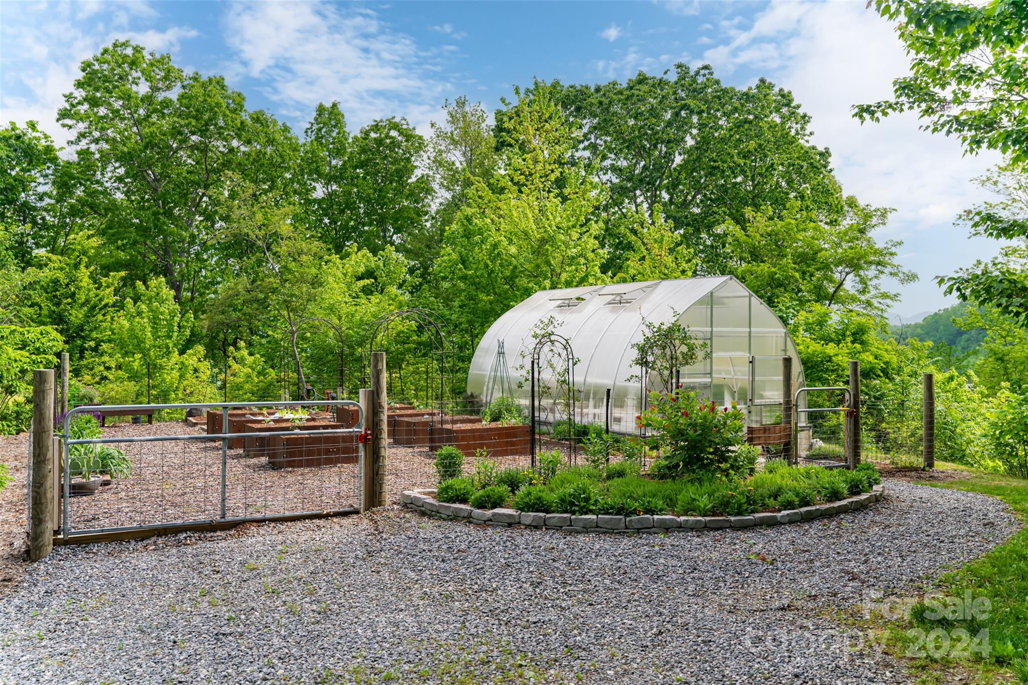 210 High Hickory Trail Swannanoa NC 28778