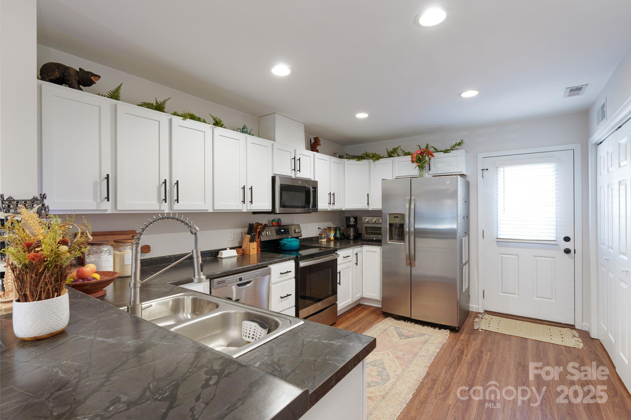 12 Lillie Farm Lane Weaverville NC 28787