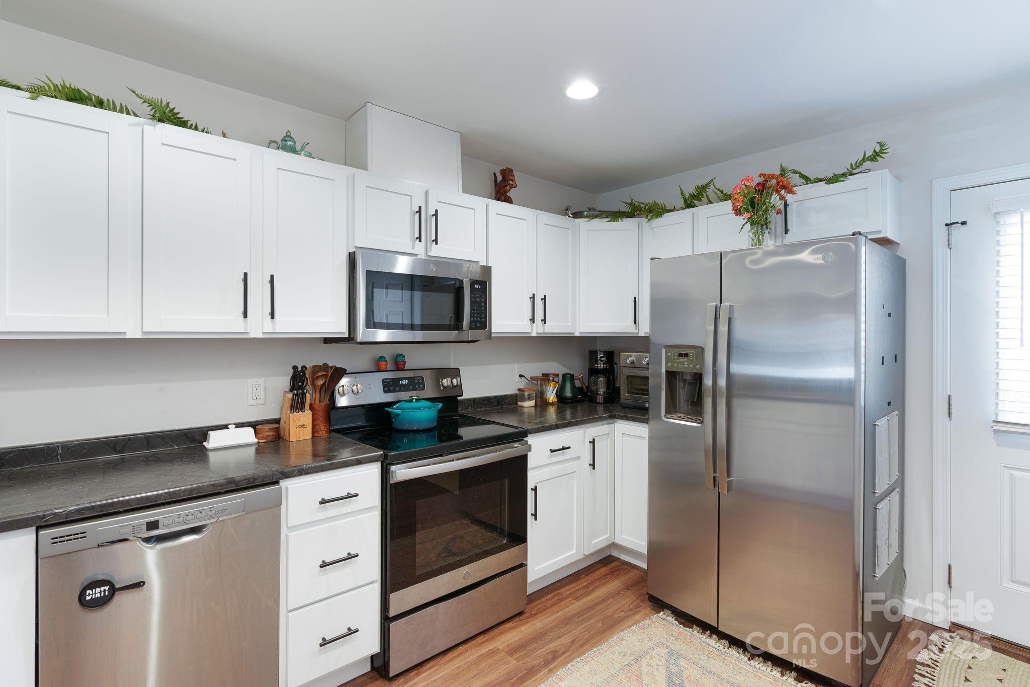 12 Lillie Farm Lane Weaverville NC 28787