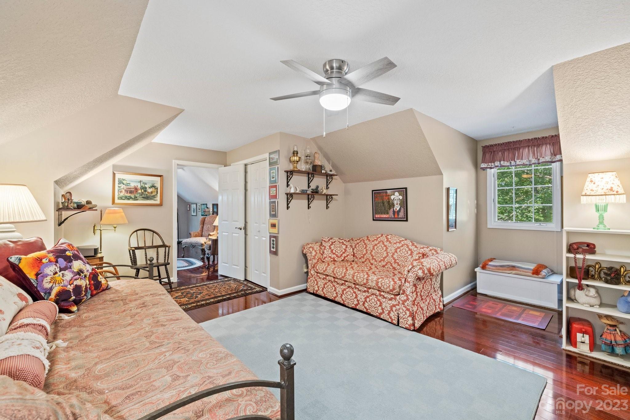 12 Forest Knoll Drive Weaverville NC 28787