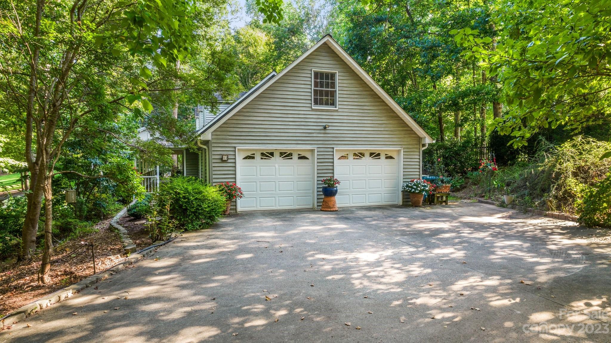 12 Forest Knoll Drive Weaverville NC 28787