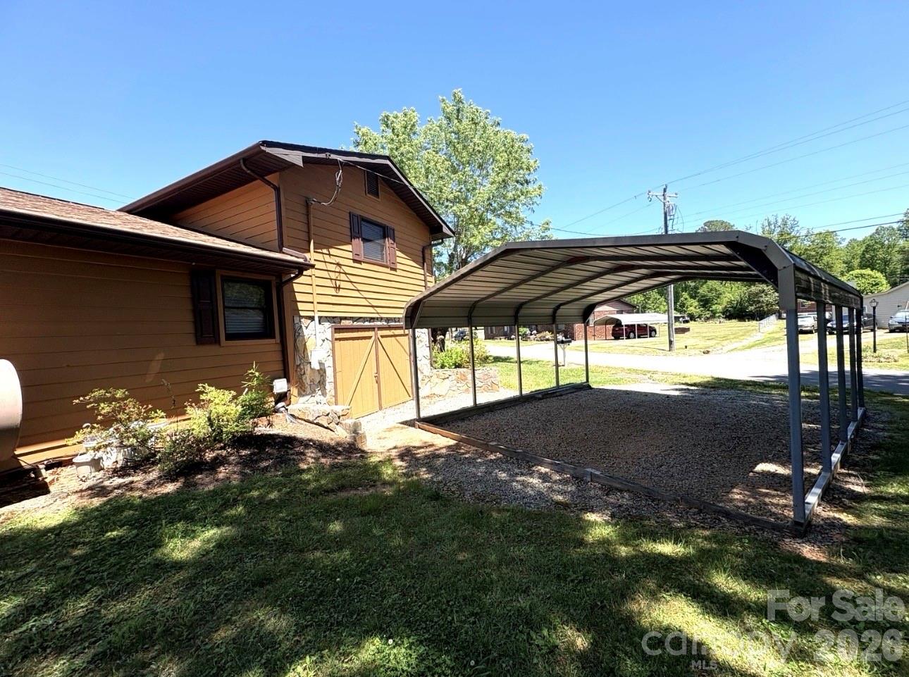 3253 Us 70 Highway W Marion NC 28752