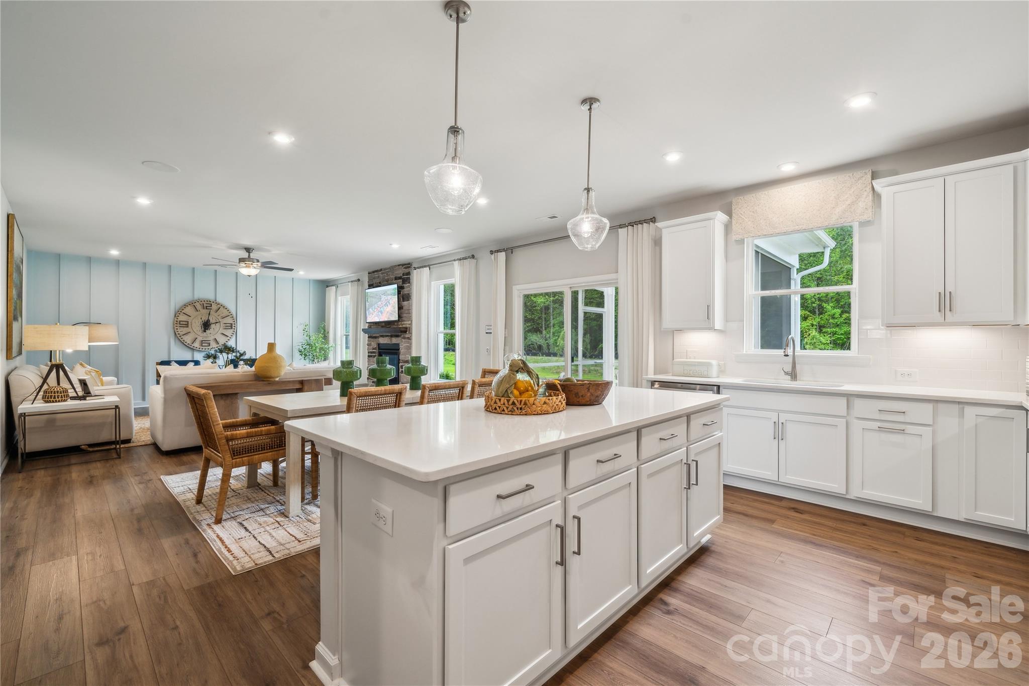 4130 Vista Pine Drive Charlotte NC 28215