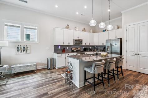 10400 Superb Lane Charlotte NC 28215