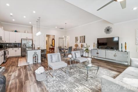 10400 Superb Lane Charlotte NC 28215