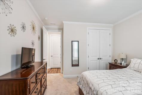 10400 Superb Lane Charlotte NC 28215