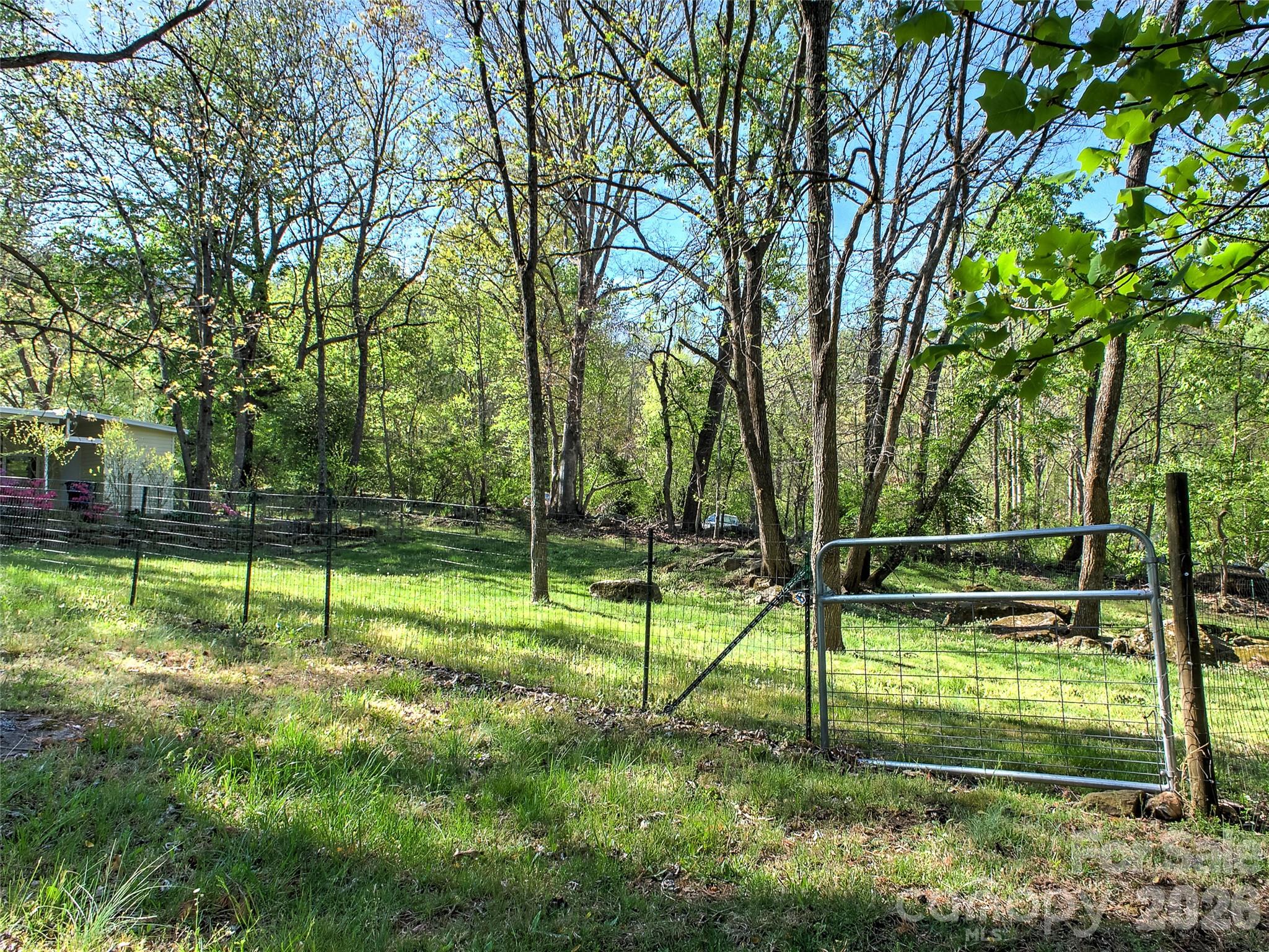 11 Rector Road Weaverville NC 28787