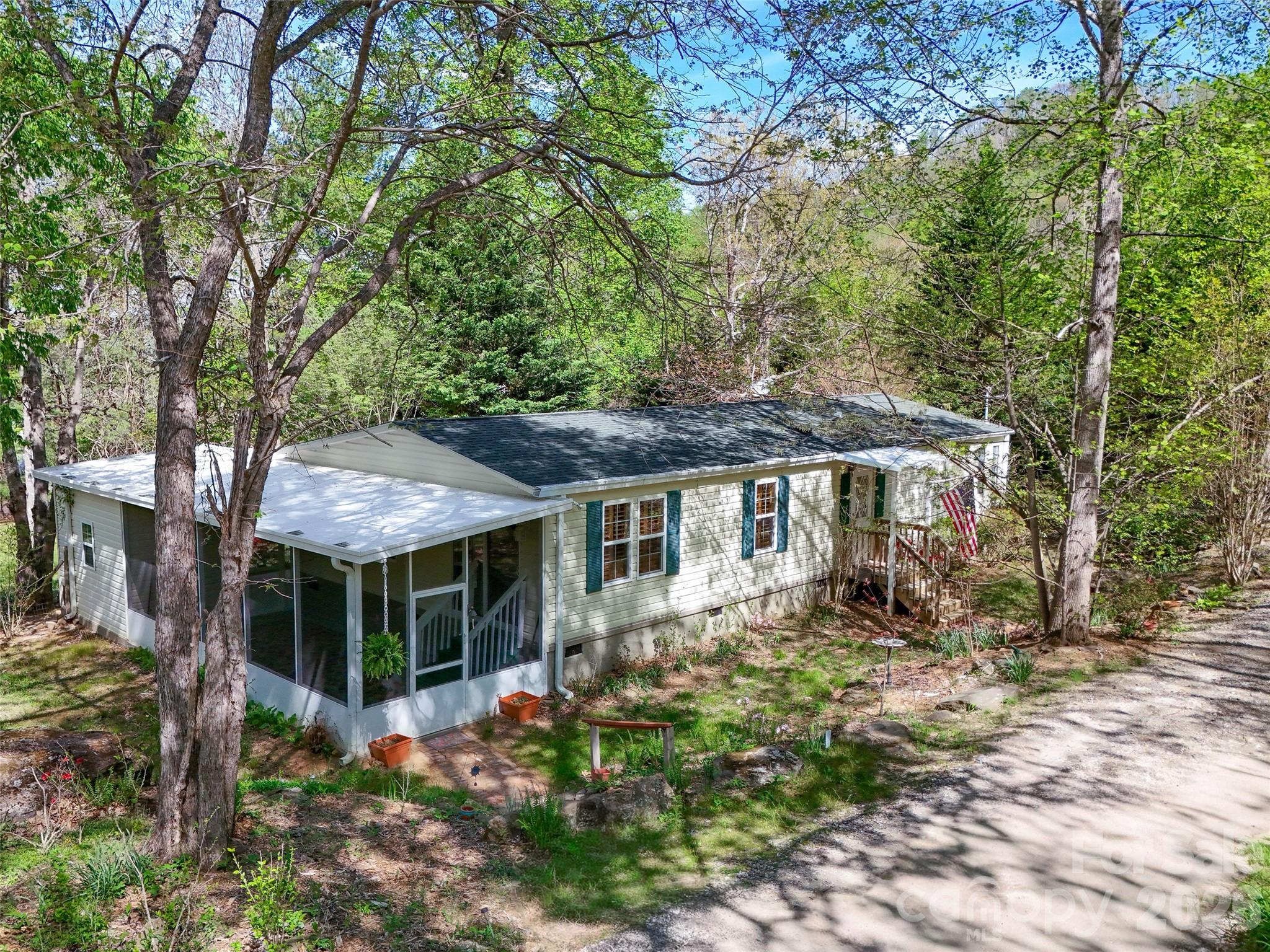 11 Rector Road Weaverville NC 28787