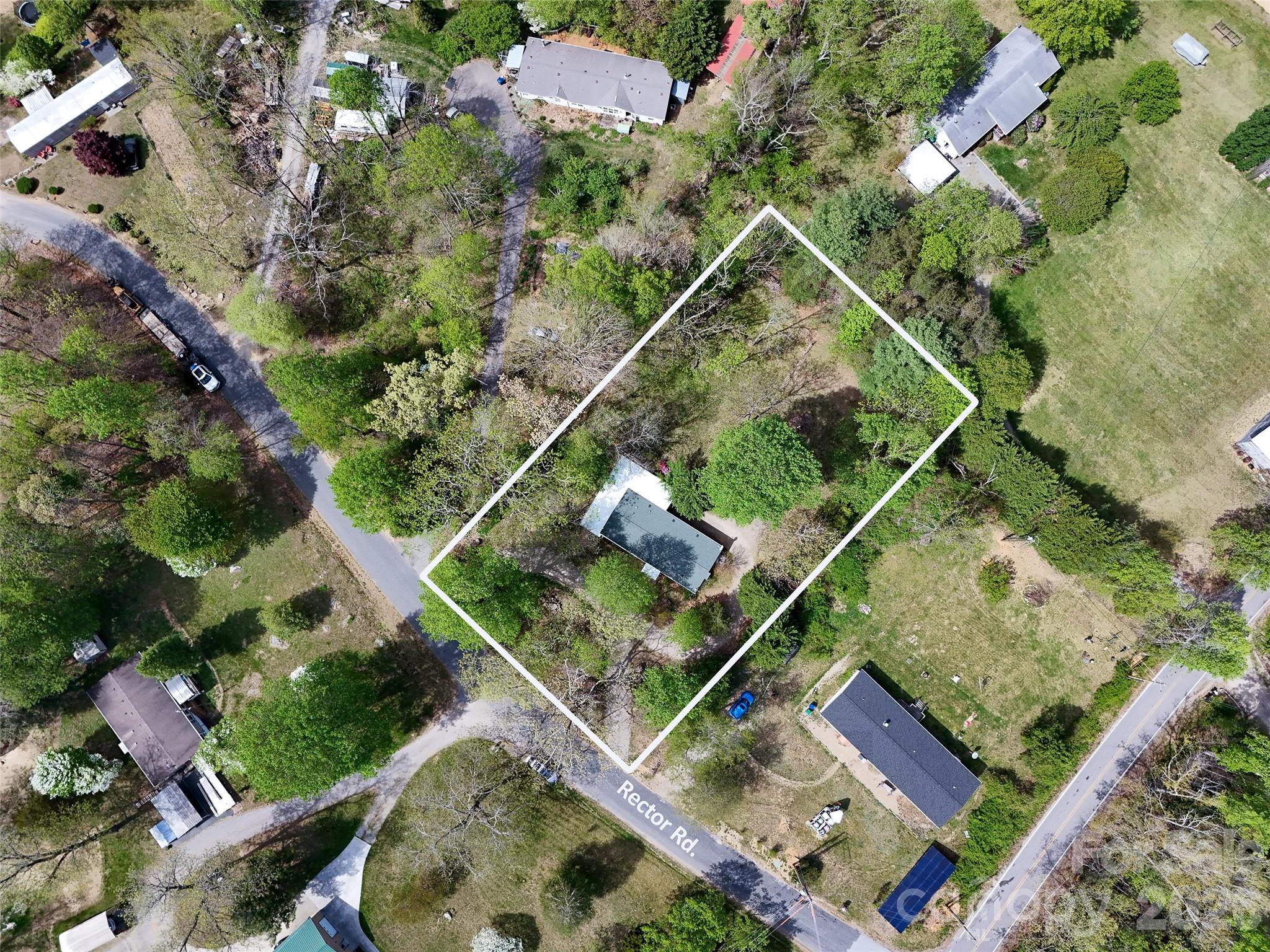 11 Rector Road Weaverville NC 28787