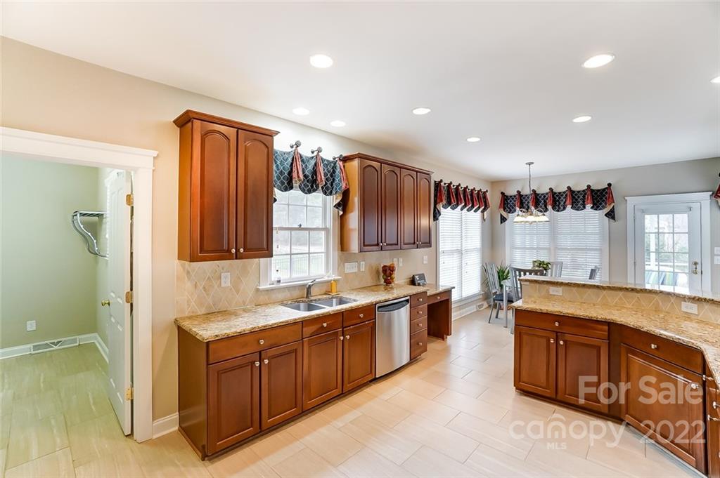 8006 Battersea Court Waxhaw NC 28173