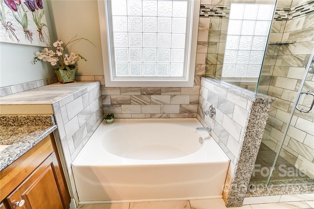 8006 Battersea Court Waxhaw NC 28173