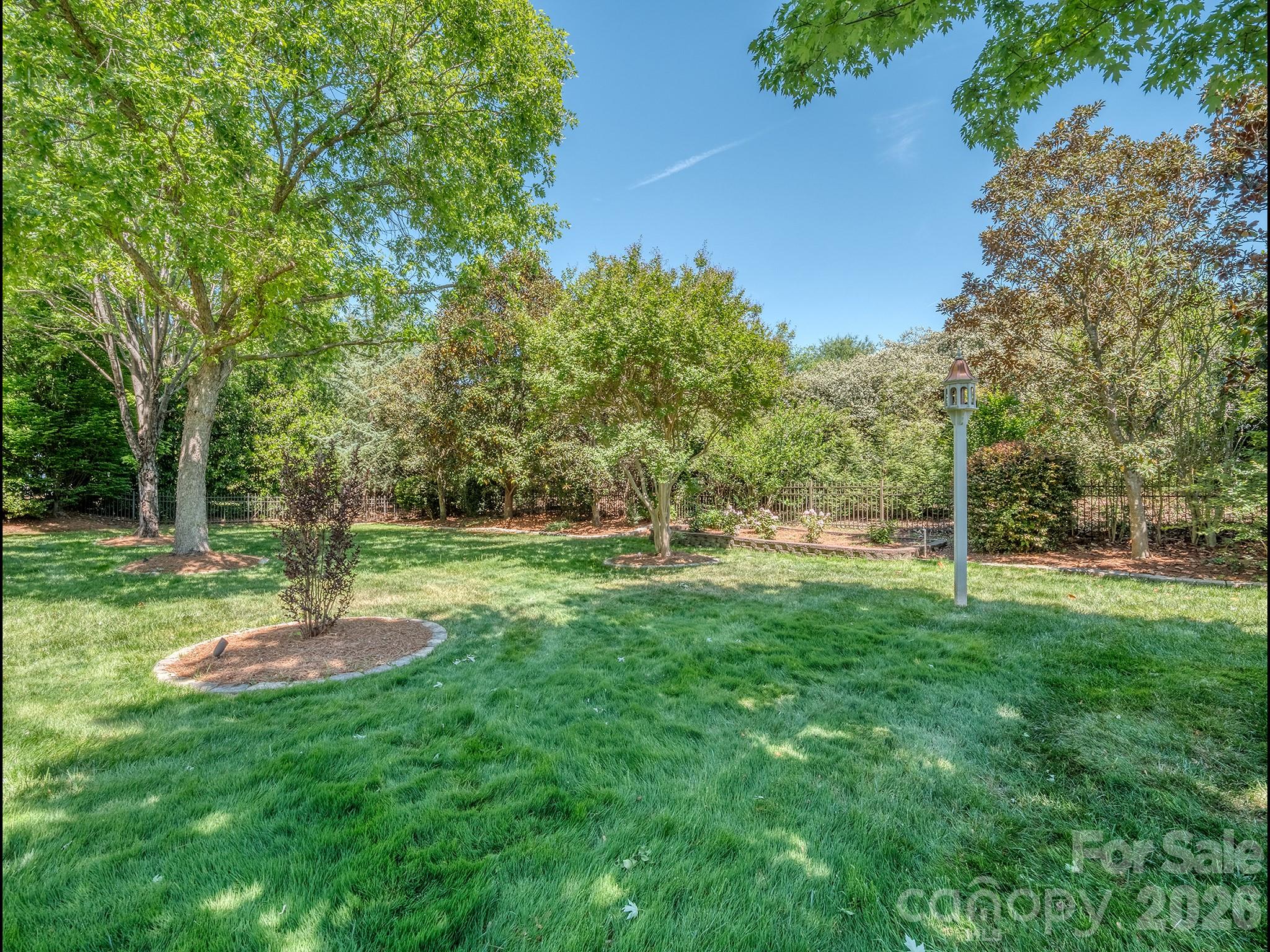 7604 Polyantha Rose Circle Matthews NC 28104