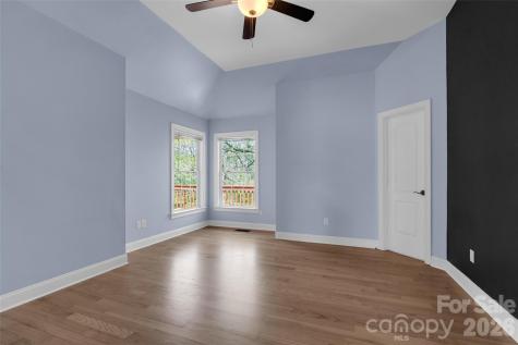 69 N Willow Brook Drive Asheville NC 28806
