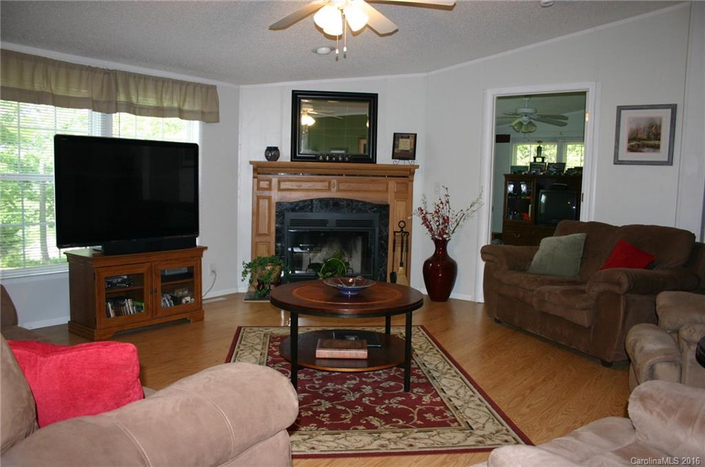 16 Jones Hillock Drive Asheville NC 28805