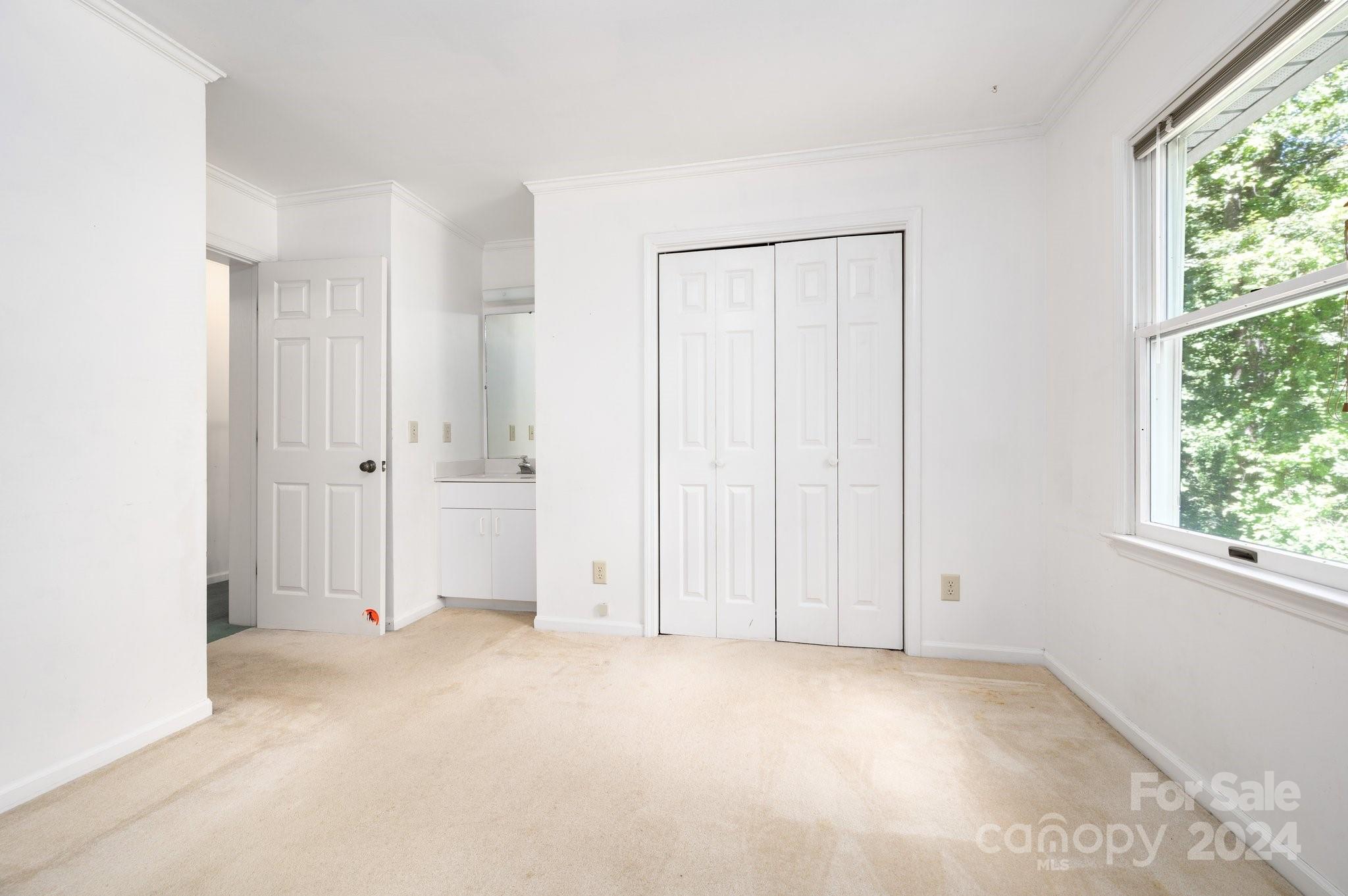 300 Smith Knolls Road Fairview NC 28730