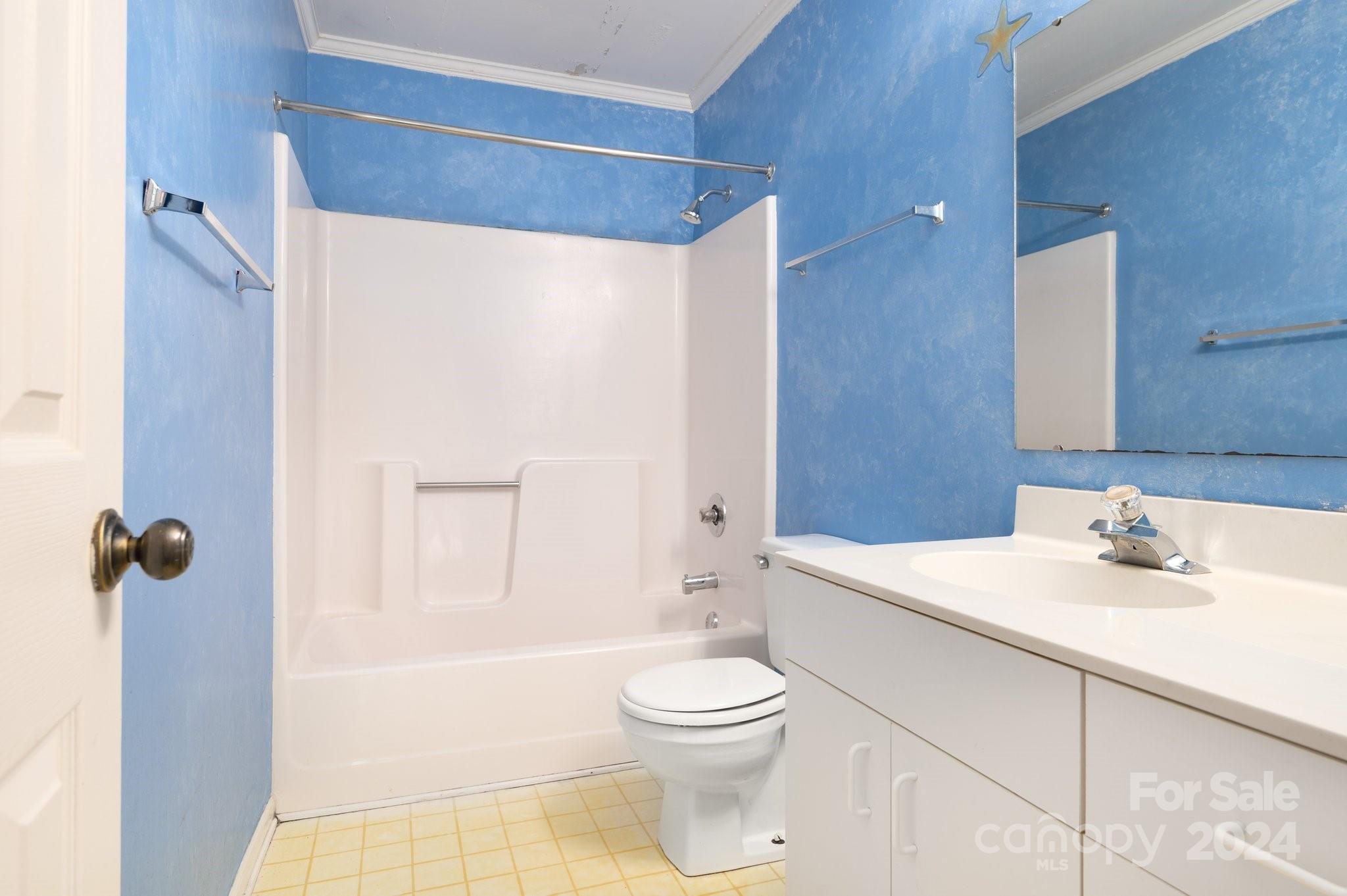 300 Smith Knolls Road Fairview NC 28730