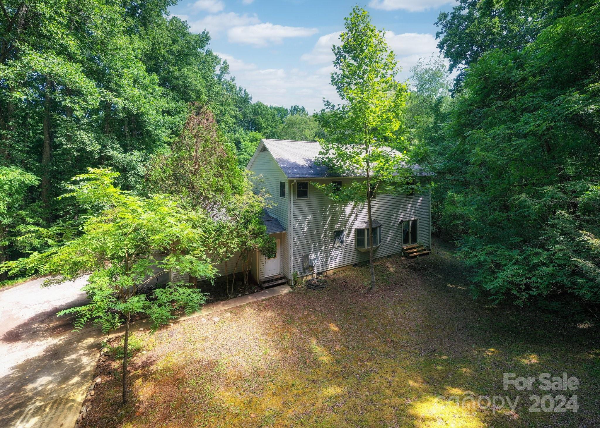 300 Smith Knolls Road Fairview NC 28730