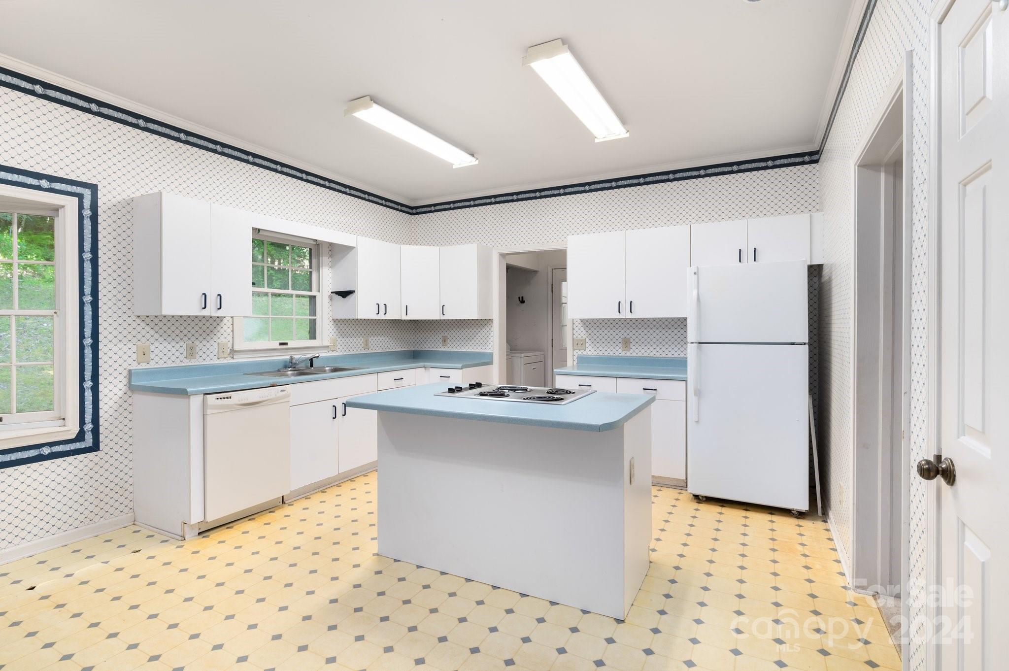 300 Smith Knolls Road Fairview NC 28730