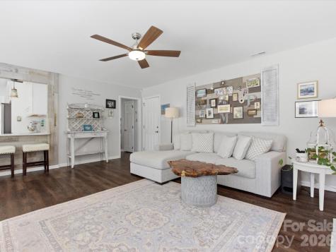 9804 Park Springs Court Charlotte NC 28210