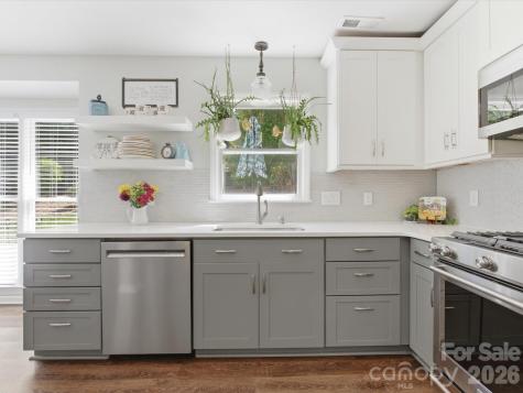 9804 Park Springs Court Charlotte NC 28210