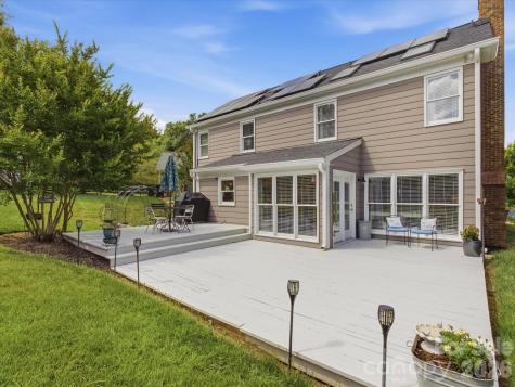 9804 Park Springs Court Charlotte NC 28210