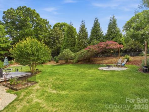 9804 Park Springs Court Charlotte NC 28210