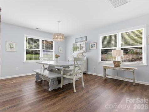 9804 Park Springs Court Charlotte NC 28210
