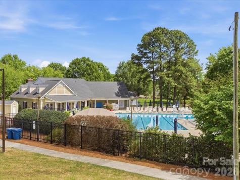 9804 Park Springs Court Charlotte NC 28210