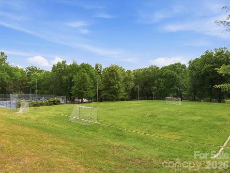 9804 Park Springs Court Charlotte NC 28210