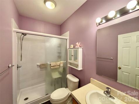 194 Beechnut Drive Hendersonville NC 28739