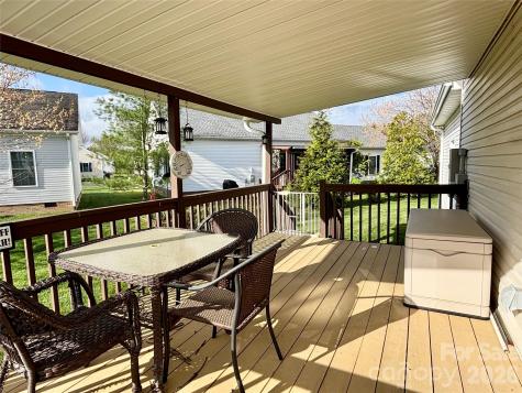 194 Beechnut Drive Hendersonville NC 28739