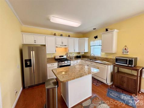194 Beechnut Drive Hendersonville NC 28739
