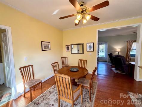 194 Beechnut Drive Hendersonville NC 28739