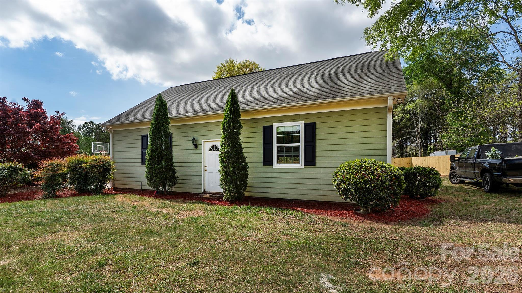8219 Starnes Randall Road Charlotte NC 28215