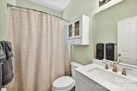 16046 Stuarts Draft Court Charlotte NC 28278