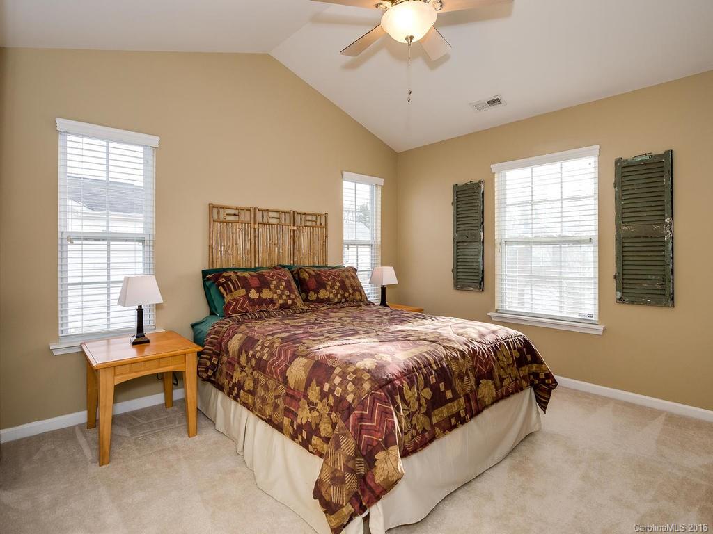 12203 Honor Guard Avenue Charlotte NC 28277