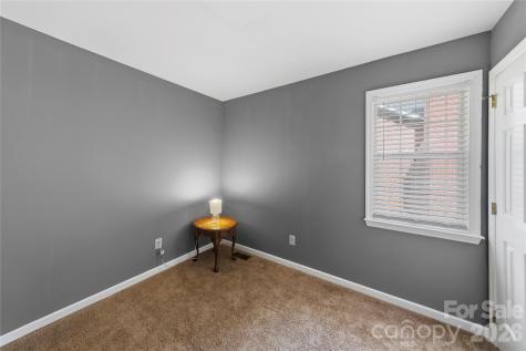 4808 Liska Court Charlotte NC 28227
