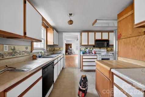 44 Dragonfly Lane Whittier NC 28789