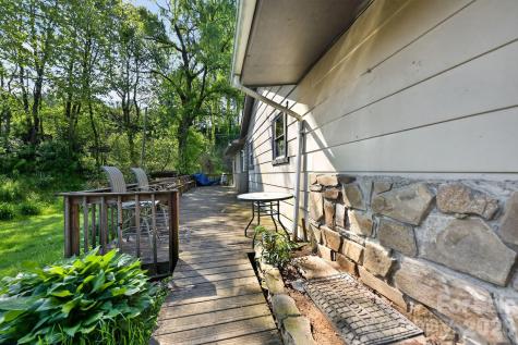 44 Dragonfly Lane Whittier NC 28789