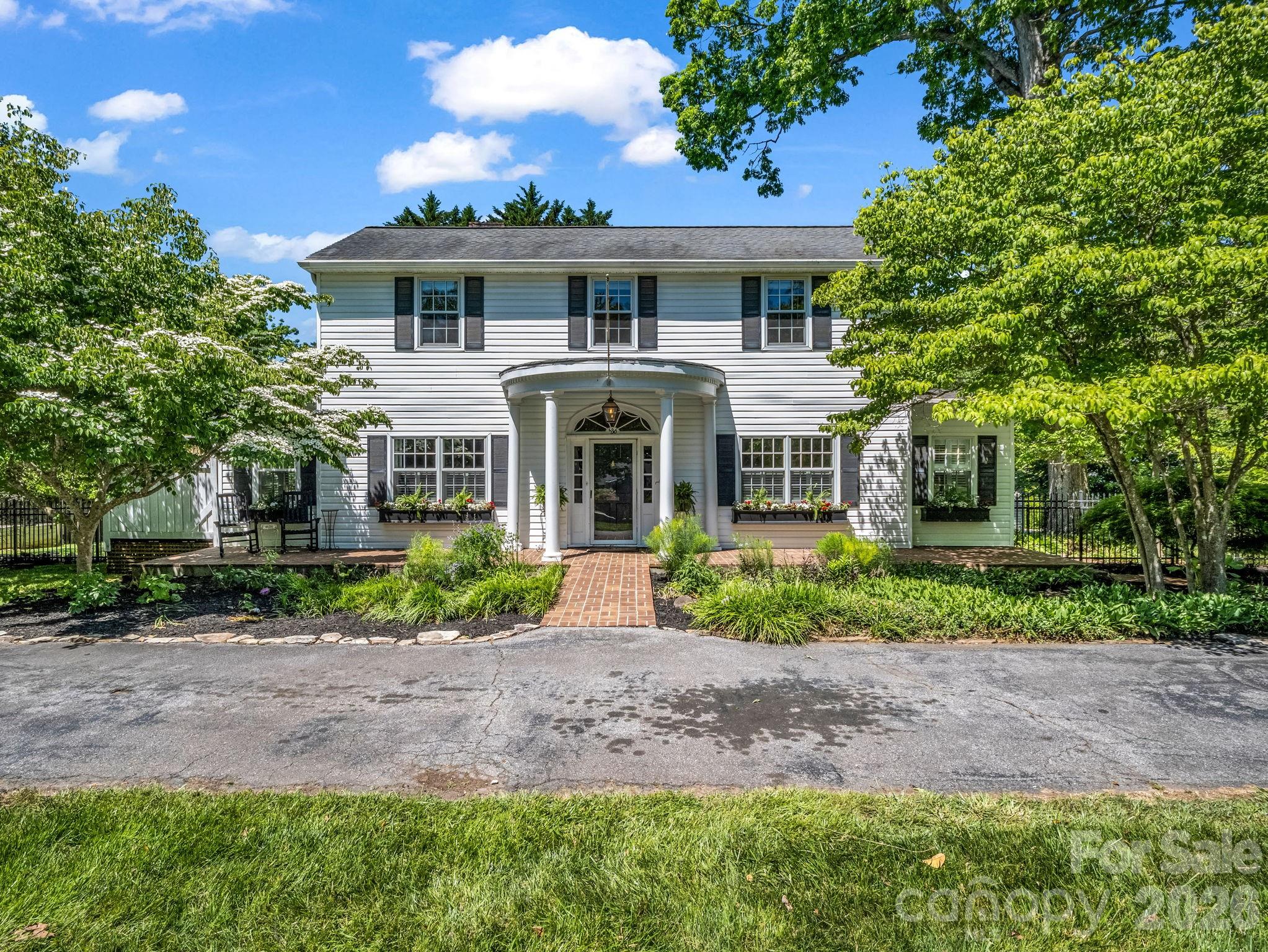 536 Maple Street Brevard NC 28712