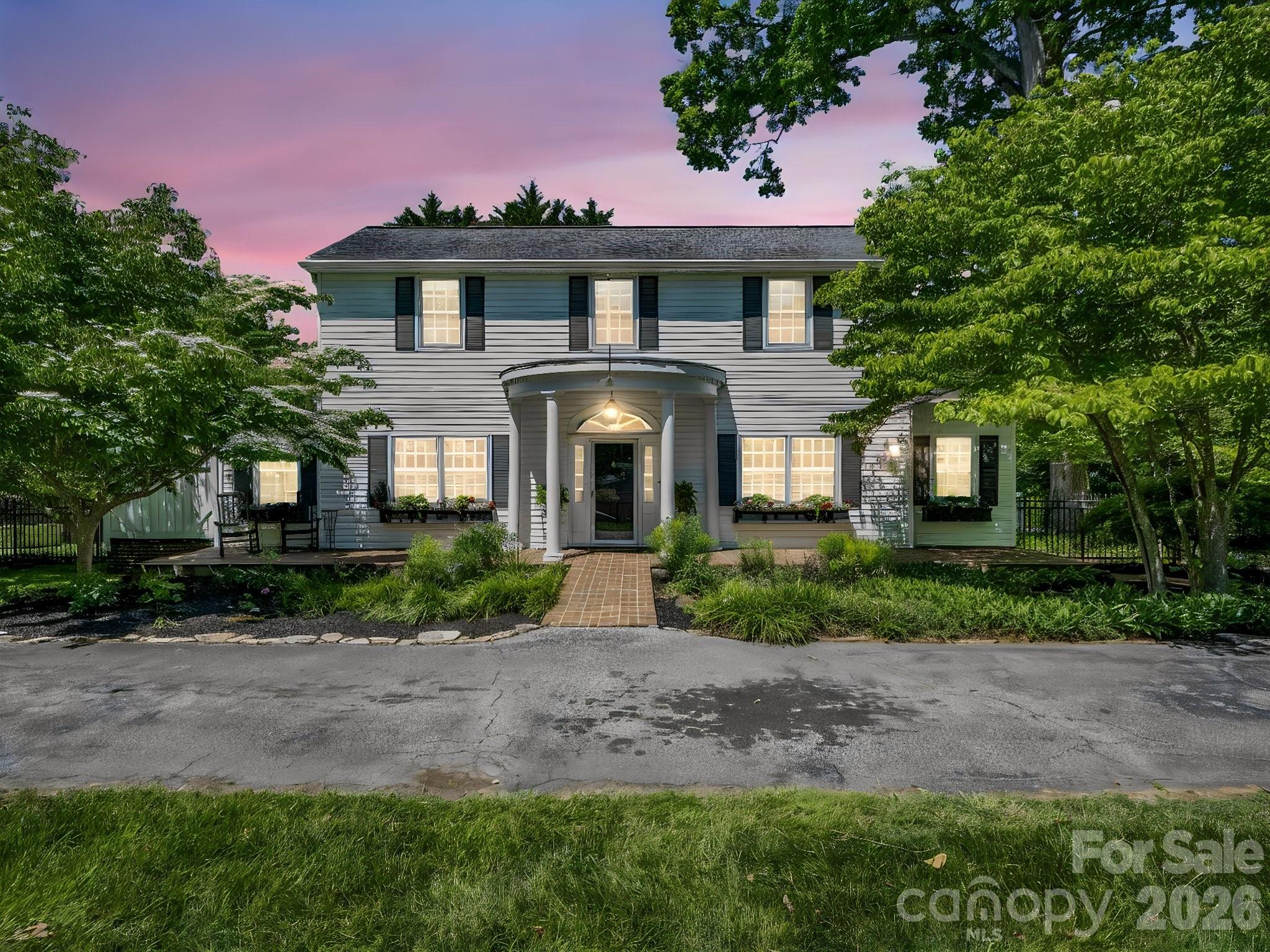 536 Maple Street Brevard NC 28712