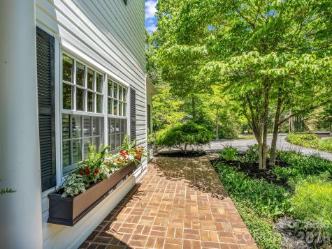 536 Maple Street Brevard NC 28712