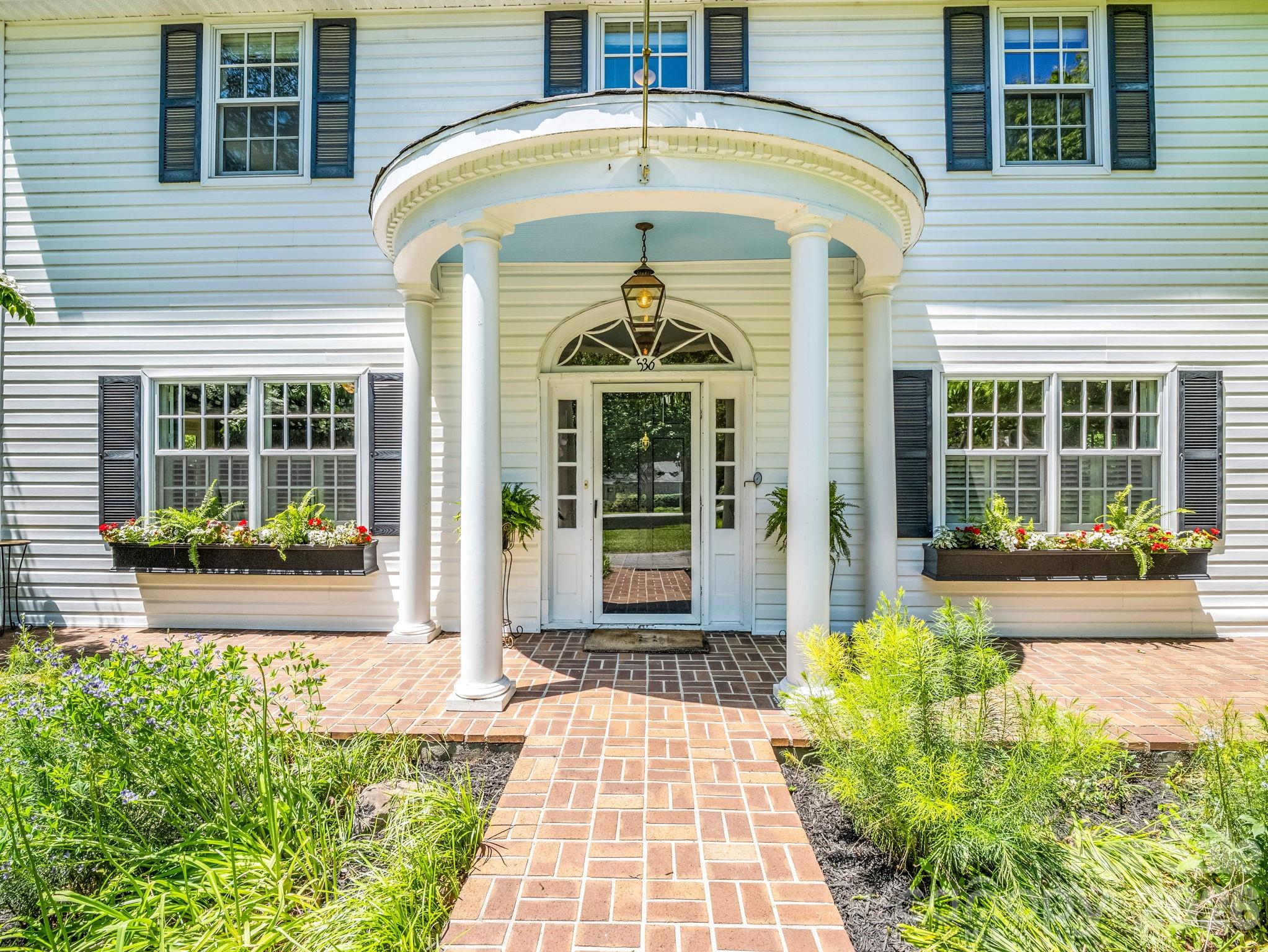 536 Maple Street Brevard NC 28712