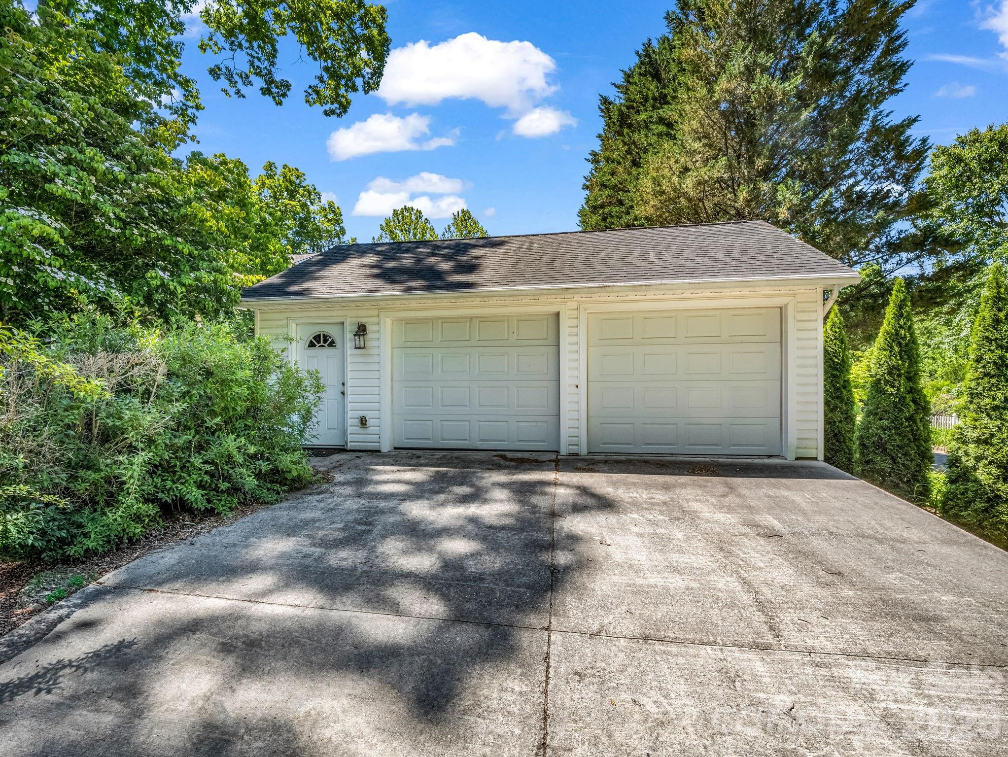 536 Maple Street Brevard NC 28712
