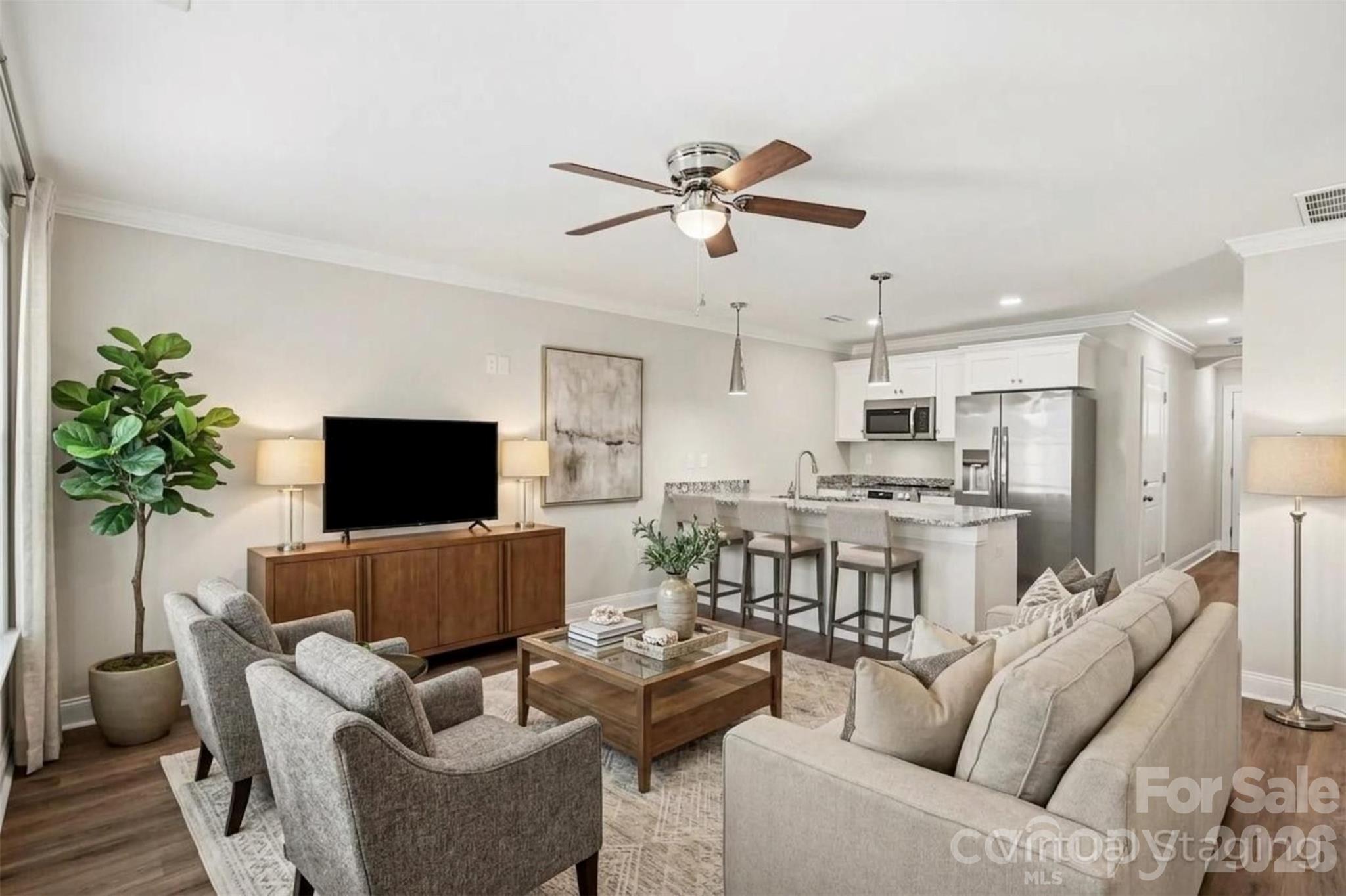 1006 10th Avenue NE Hickory NC 28601