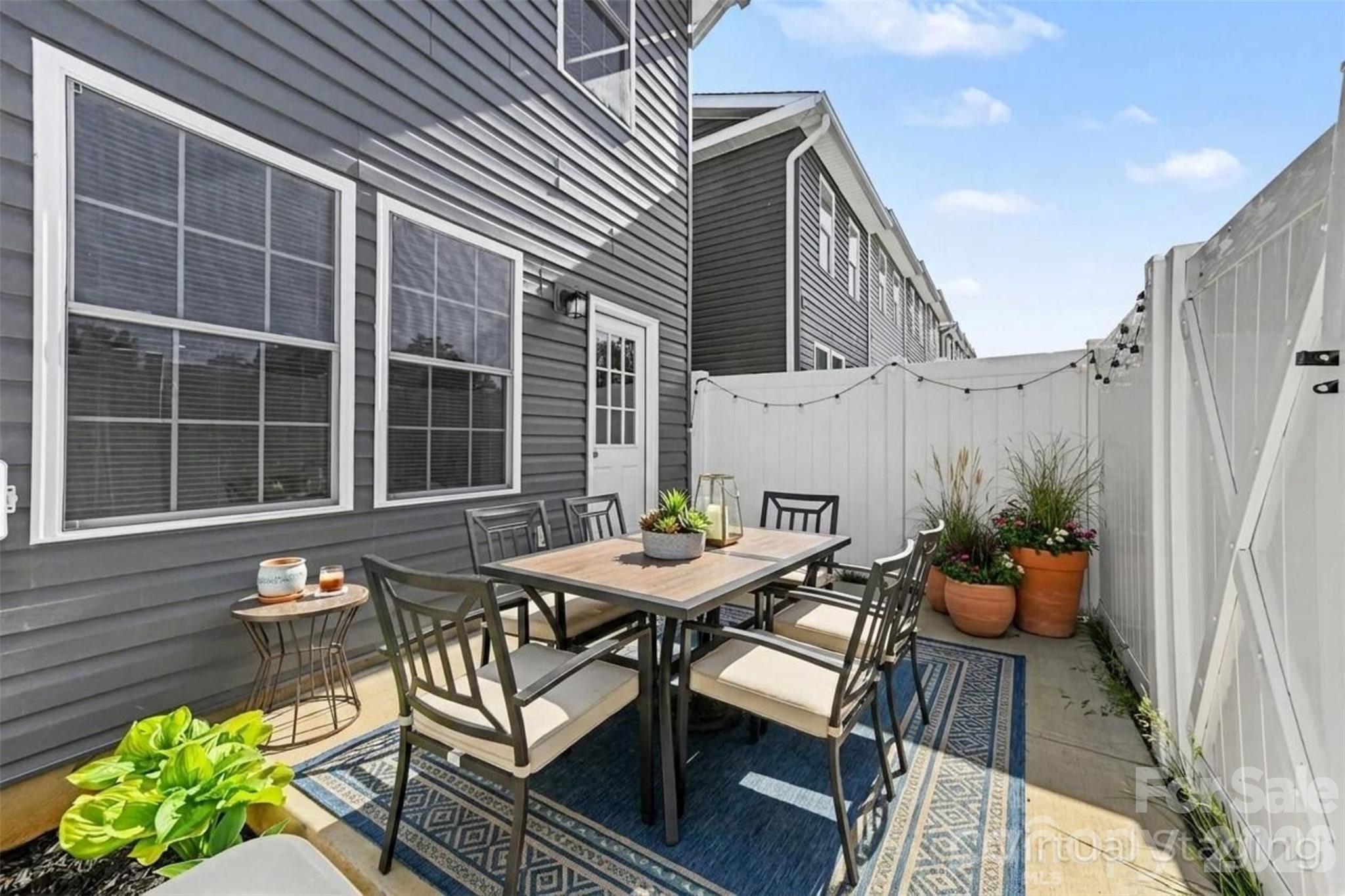 1006 10th Avenue NE Hickory NC 28601