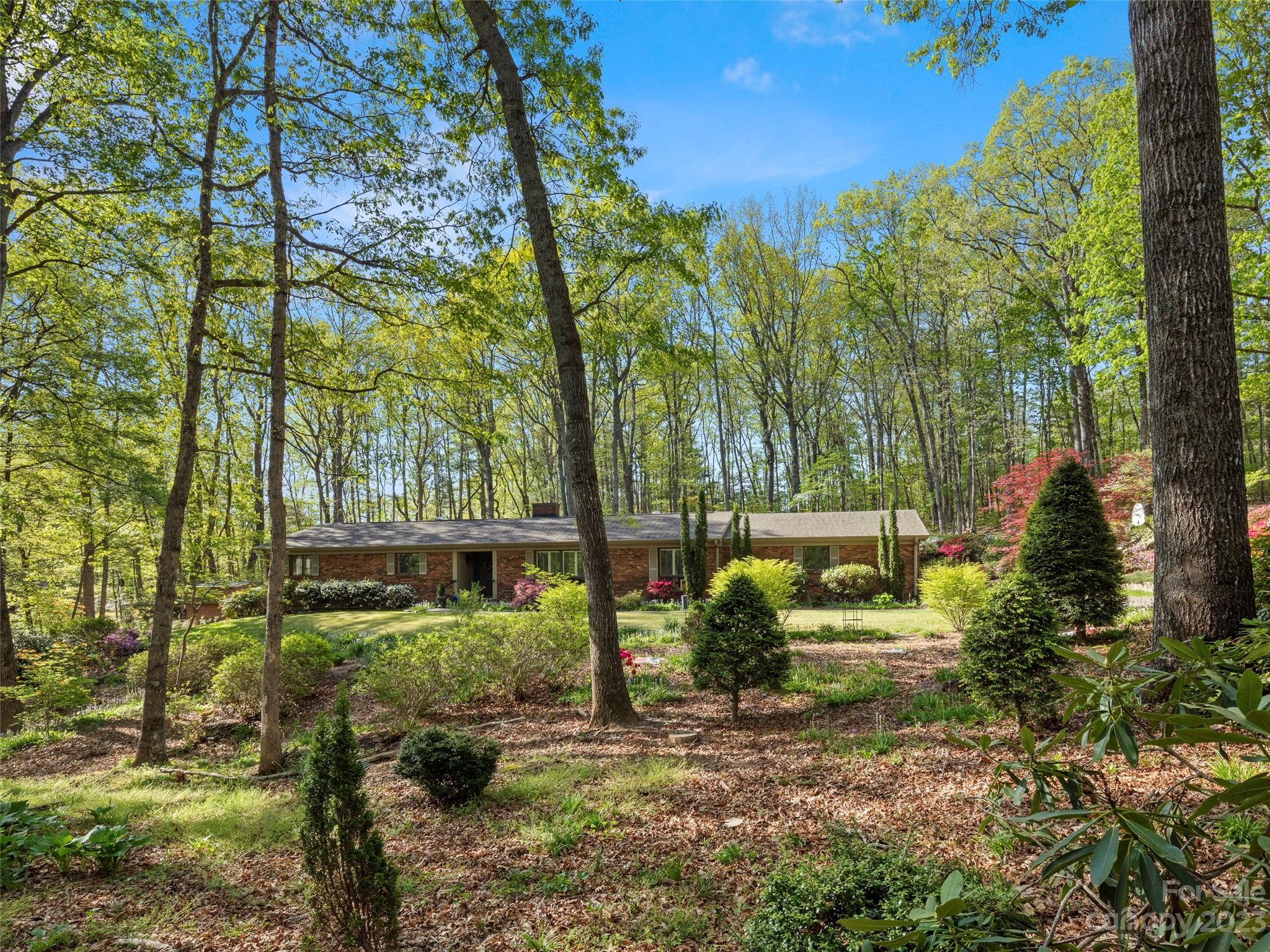 10 Glen Cove Road Arden NC 28704
